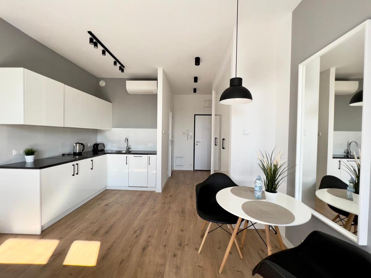 K22 Slawinska 503 Sun-City Apart Warsaw Ngoại thất bức ảnh